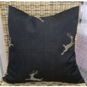 Landhaus Kissenhülle Kissen Bezug springender Hirsch, Hauptfarbe schwarz mit Hirsch braun 40 x 40 cm
