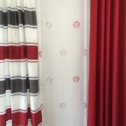 Musterfenster Dekoschal &Ouml;senschal Fl&auml;che Streifen wei&szlig; rot grau , fertig gen&auml;ht
