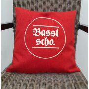 Kissenh&uuml;lle Schriftzug &quot;Basst scho&quot; Kissen Landhaus Filzoptik hochrot 38 x 38 cm